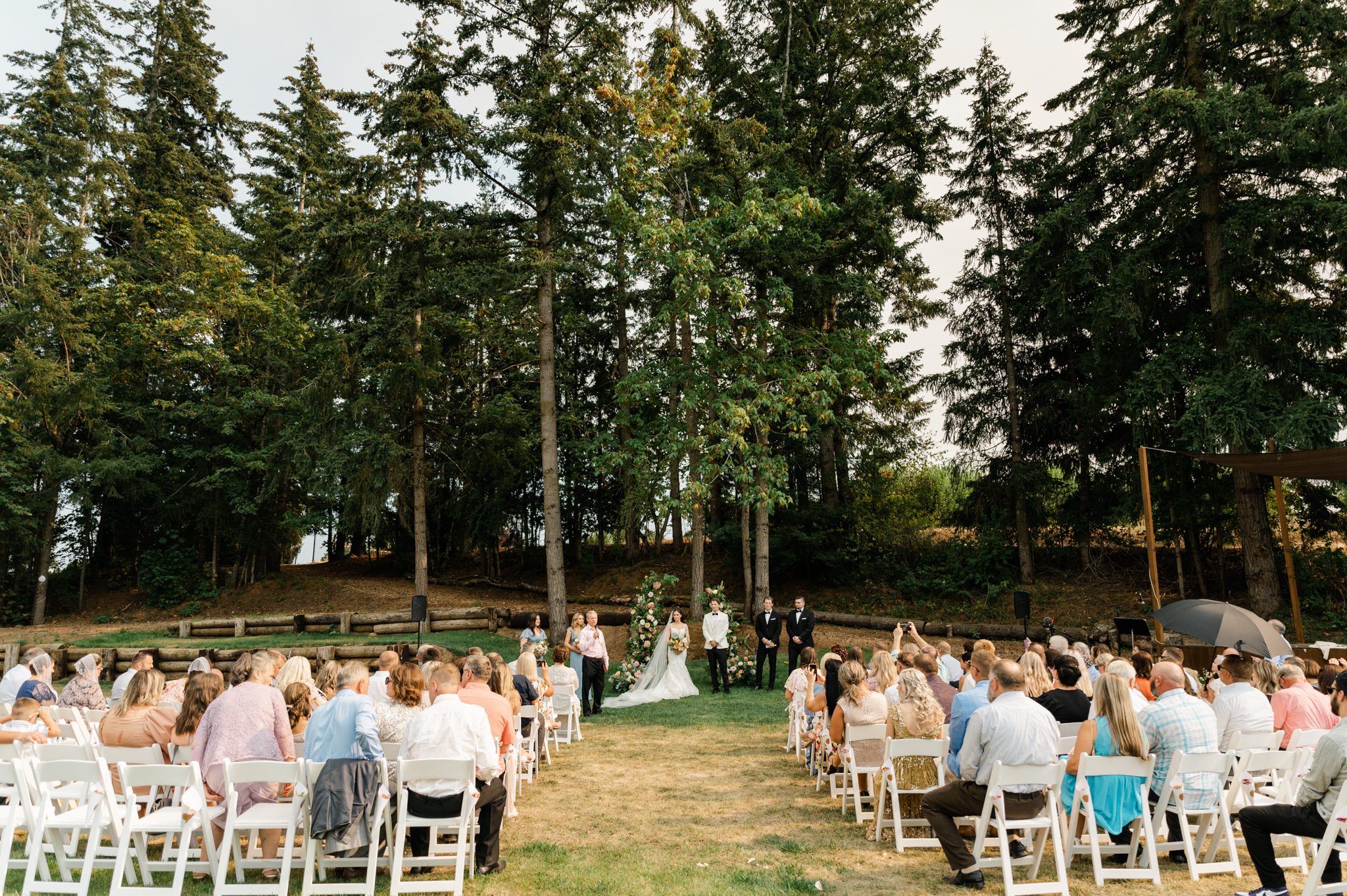 Oregon outdoor wedding venue